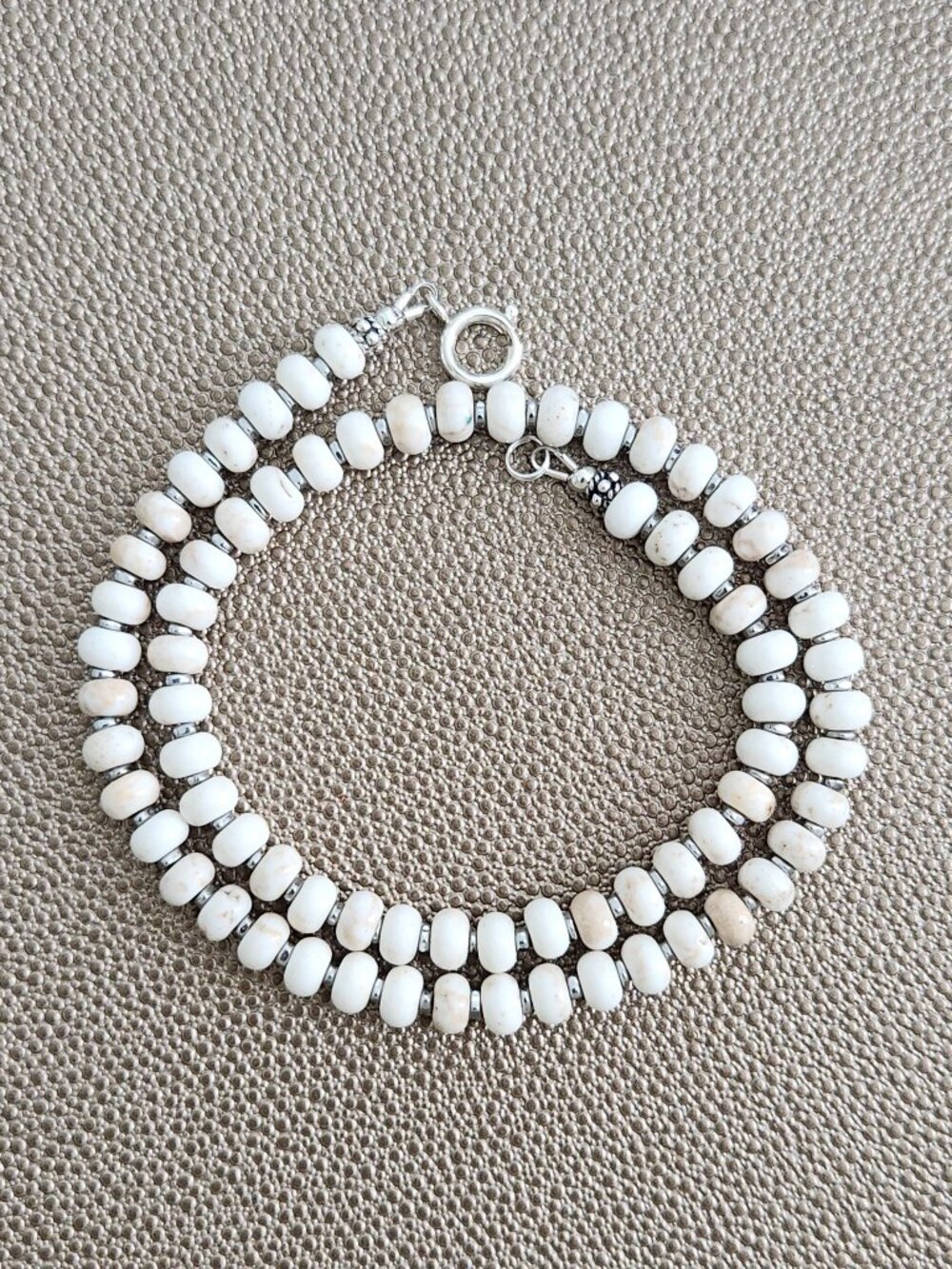 WHITE TURQUOISE NECKLACE--16"
